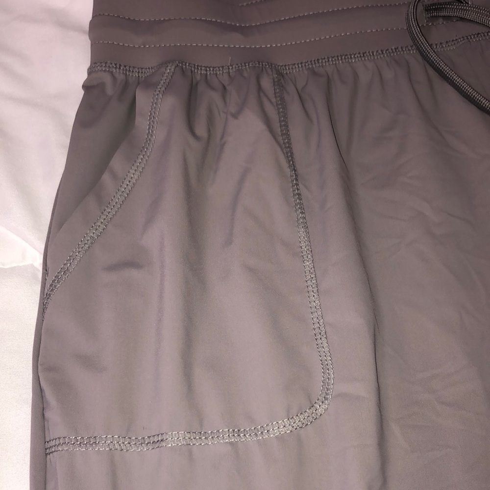 Ruby Ribbon Zinc Joggers - Picture 4 of 7